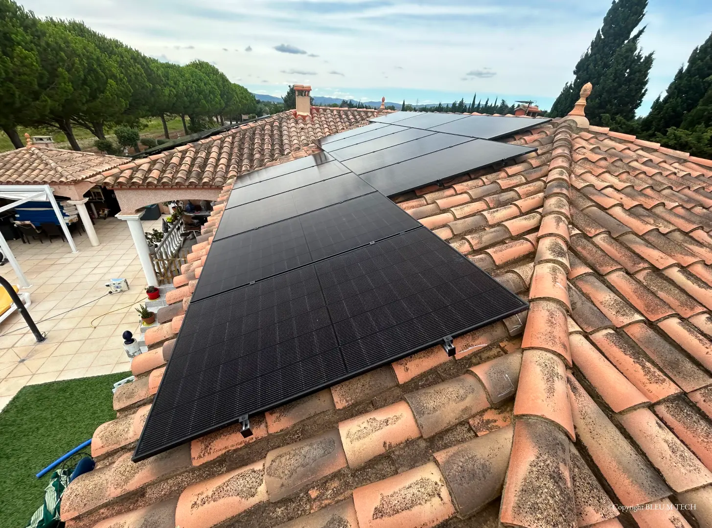 Installation panneaux solaires – Gîte 66